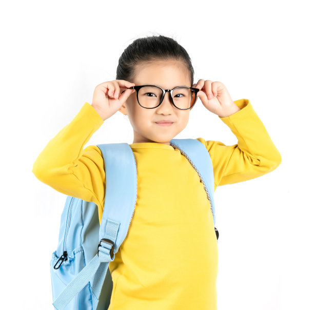 学生在白色背景图片下载