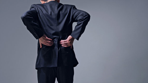 腰痛，腰扭伤，椎间盘突出，医学抽象概念图片下载