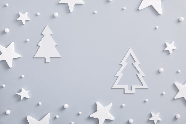 白星装饰纸杉树图片下载