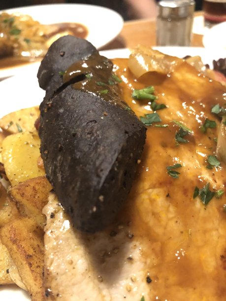 特殊古龙水餐:Flönz香肠-地区食品图片下载