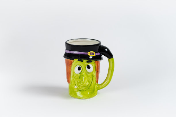 万圣节杯孤立在白色的背景图片下载