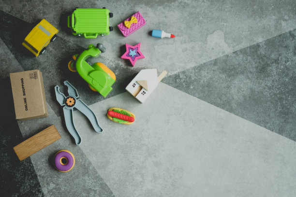 生活方式物品平放。俯视图许多生活方式项目上的石头背景图片下载