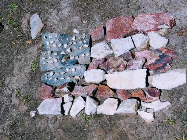 岩石，白色和蓝色图片下载