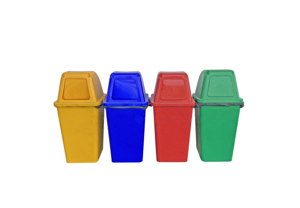 多色塑料垃圾桶，垃圾桶，孤立在白色背景。图片下载