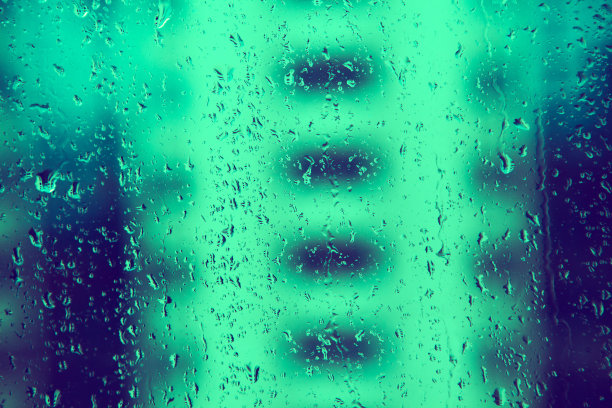 掉下窗户图片下载