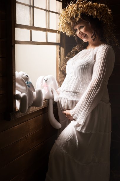 孕妇肖像图片下载