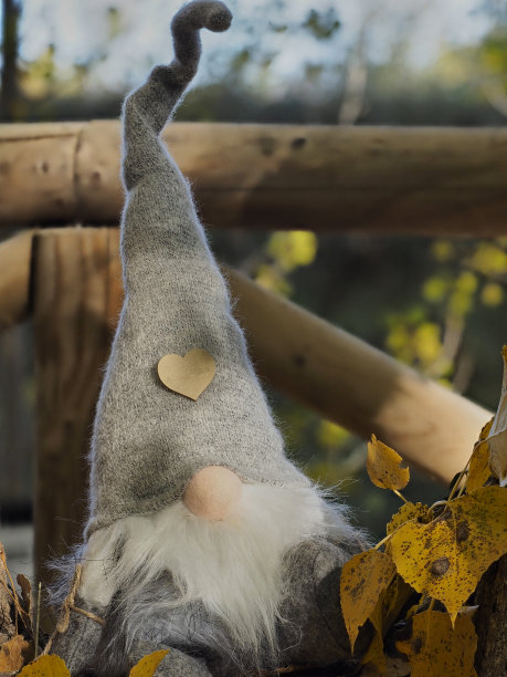 精灵和秋天的颜色图片下载