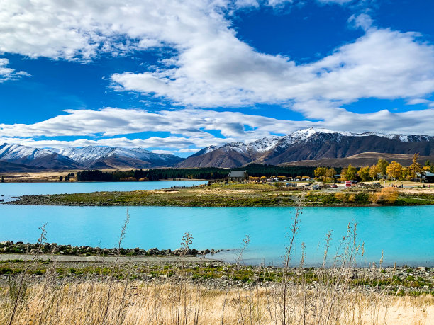 新西兰的特卡波湖和好牧人教堂白天的风景照片图片下载