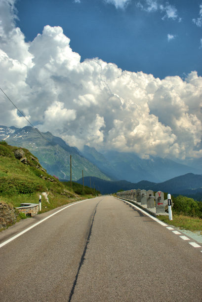 瑞士圣贝纳迪诺山口，30.7.2020图片下载