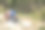 在斯洛文尼亚的特里格拉夫国家公园徒步旅行的妇女休息和享受自然风光图片下载