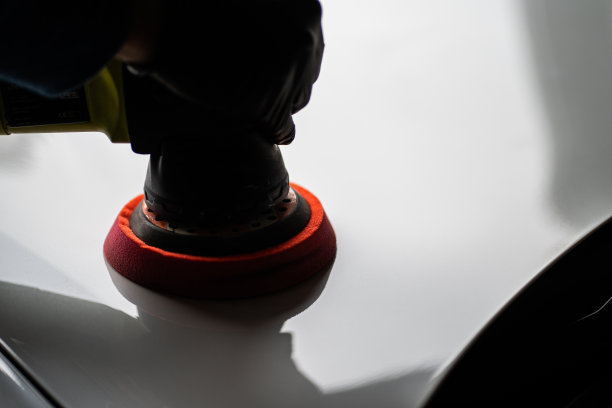 机器抛光-给你的车打蜡图片下载