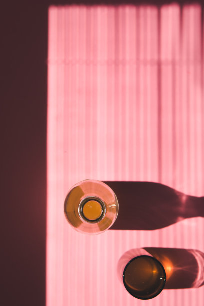 最小的啤酒背景图片下载