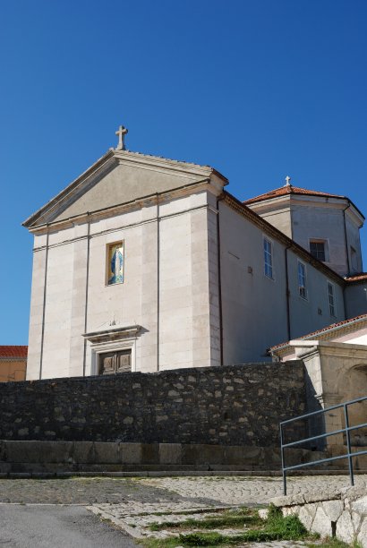 Castiglione di Carovilli (IS)，教区教堂图片下载