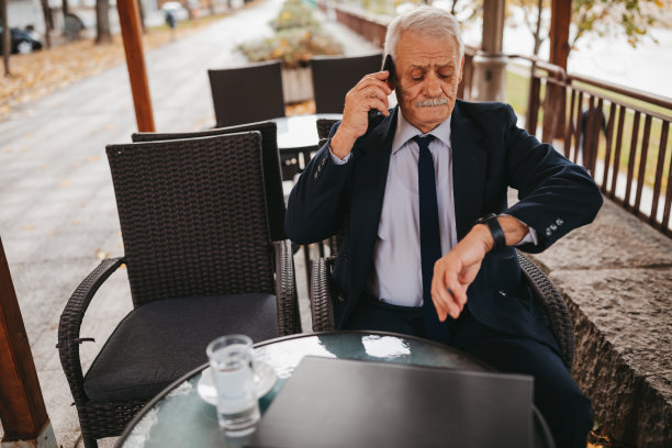 在咖啡馆图片下载