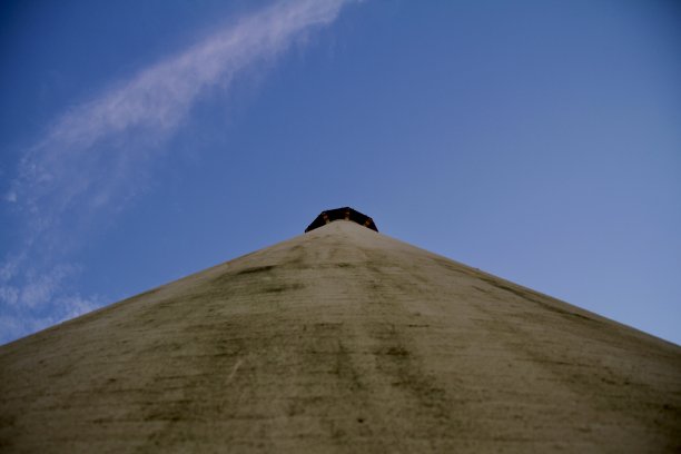 灯塔或金字塔吗?图片下载