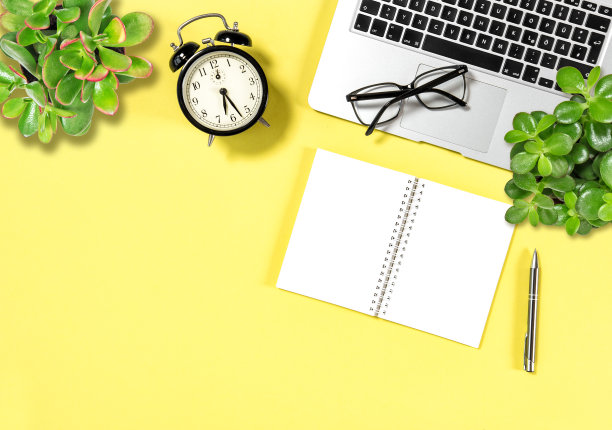 办公室工作场所平躺笔记本笔记本多汁图片下载