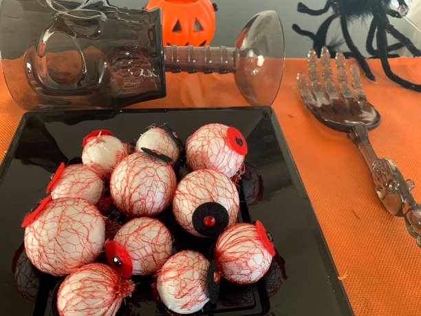 万圣节晚餐图片下载