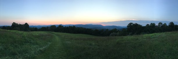 从红橡树山的全景图片下载