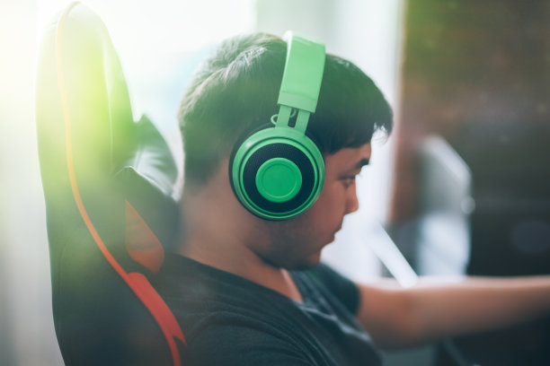 电脑游戏，玩的地方图片下载