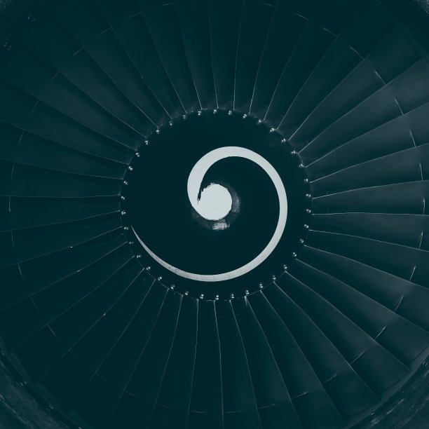 涡扇飞机喷气发动机的涡轮图片下载