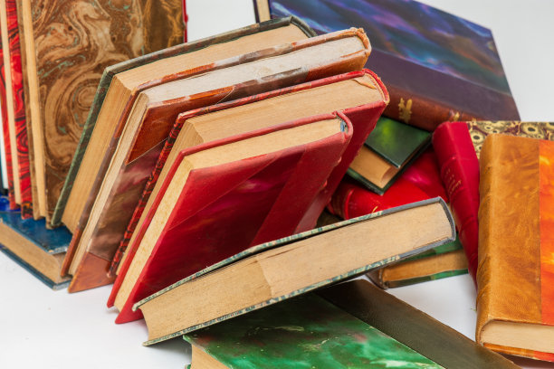 一排旧书，装订古旧图片下载