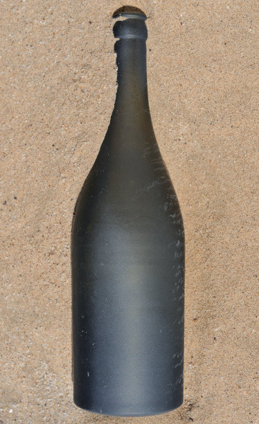 纳米布的钻石猎人留下了大量的残骸，却毫不在意图片下载