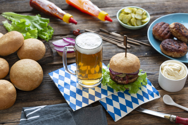 啤酒汉堡美食节图片下载