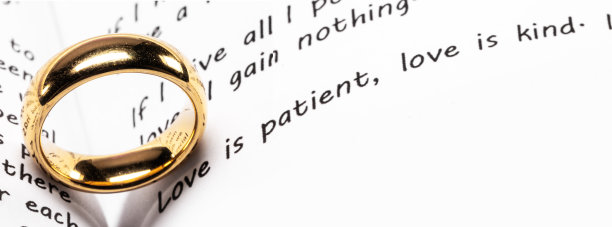 黄金结婚戒指图片下载