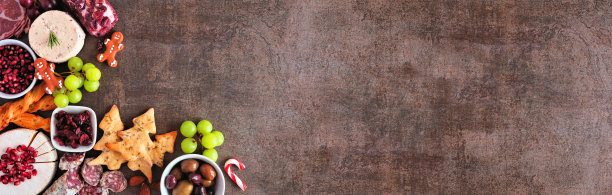 圣诞熟食店的角落以黑色的石质横幅为背景图片下载