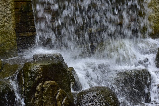 水下降图片下载