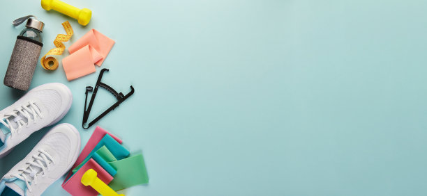 创意的平面运动和健身设备。图片下载