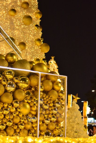 圣诞黄灯图片下载