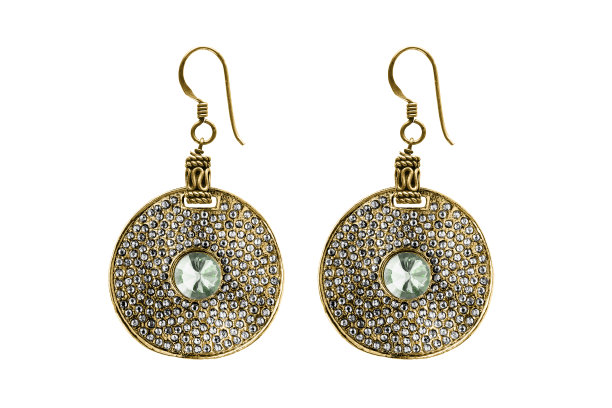 金耳环孤立图片下载