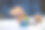 金融分析师比较了几勺捷克硬币，并在他的区块中写下了不同的数额。显示客户端保存的硬币数量图片下载