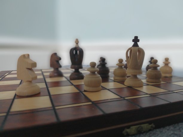 政治是一种走棋和误棋的游戏，就像下棋一样图片下载