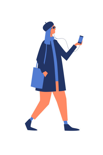 穿着外套的年轻女孩边走边看手机。图片下载