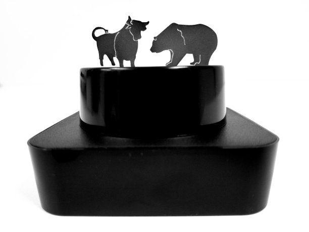 牛和熊图片下载