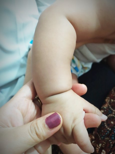 一个小的手图片下载