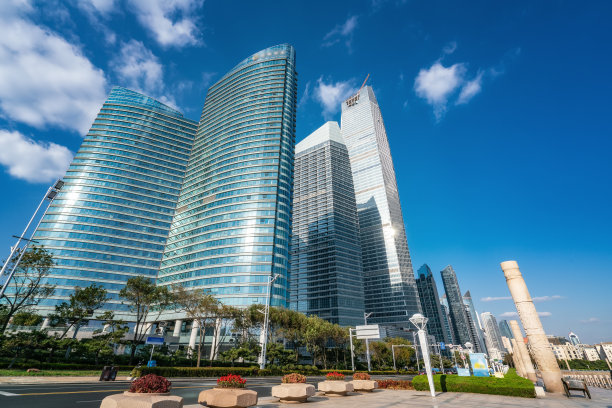 青岛的现代建筑与街景图片下载