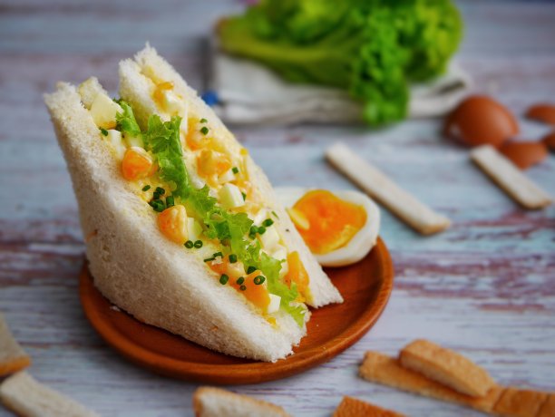 双份鸡蛋沙拉三明治图片下载