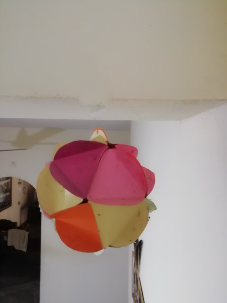 多色装饰对象的特写视图图片下载