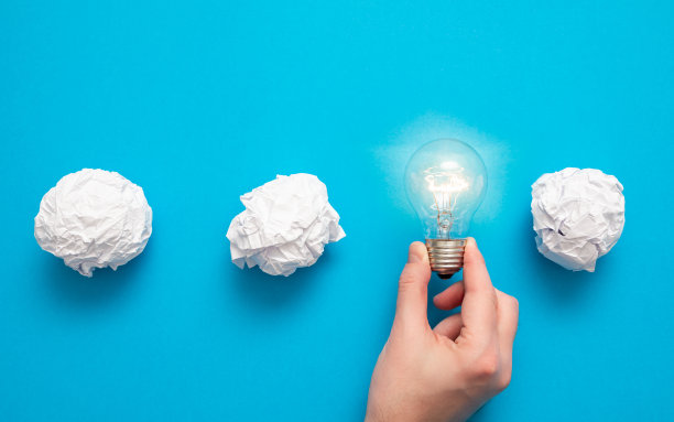 创意新想法：创新、头脑风暴、解决方案概念图片下载