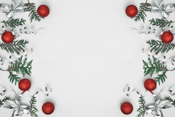 竹枝、云杉和新年装饰。复制空间，平铺，模拟，顶视图。图片下载