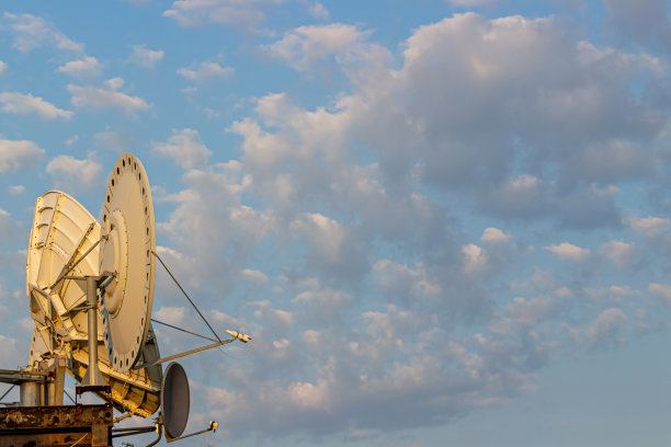 卫星通信。电信设备图片下载