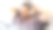 在家的床上戴着耳机听音乐的放松男人图片下载