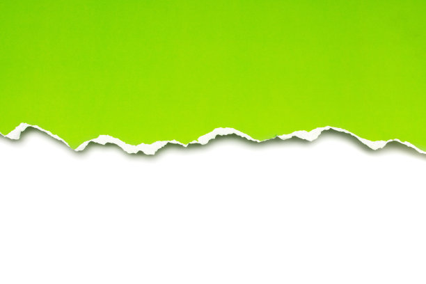 绿色撕破的纸孤立在白色的背景。图片下载