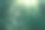 水下图片在波罗的海与阳光在背景和美丽的泡沫虚化球在前景图片下载