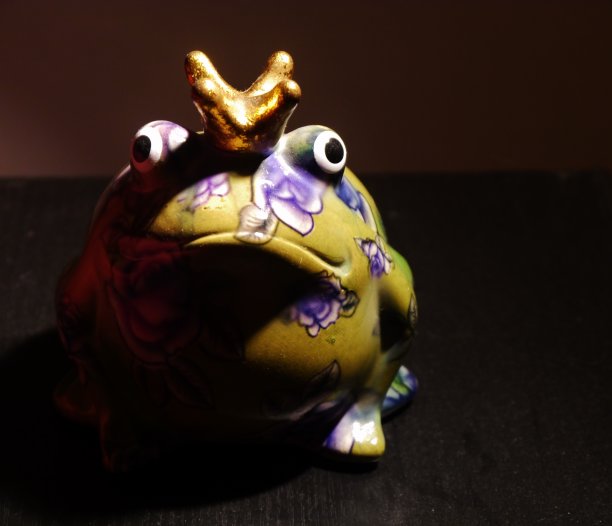 青蛙国王图片下载