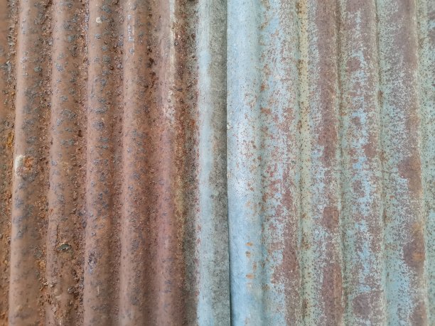 生锈的镀锌屋面板照片图片下载
