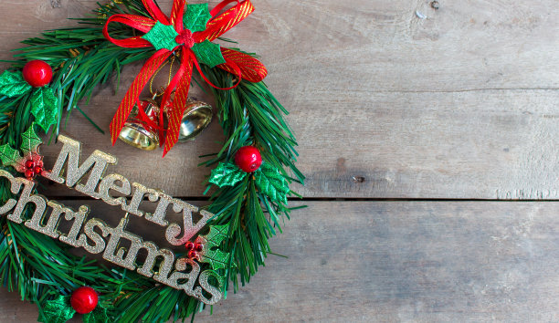 圣诞和新年快乐的背景与节日装饰和拷贝空间。前视图。平躺图片下载